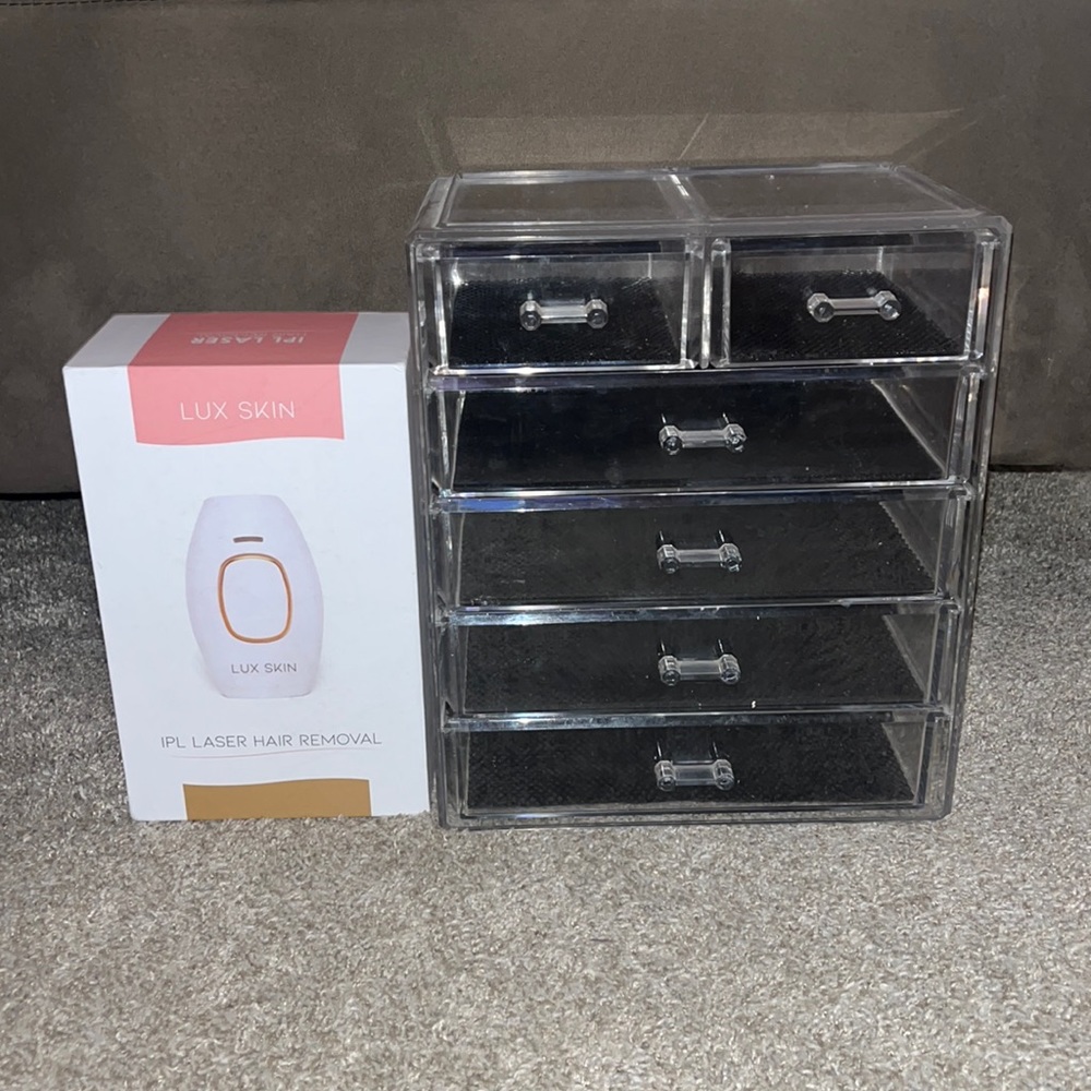Makeup organizer & Lazer hair removal tool